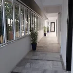 Hanli Apart-hotel *